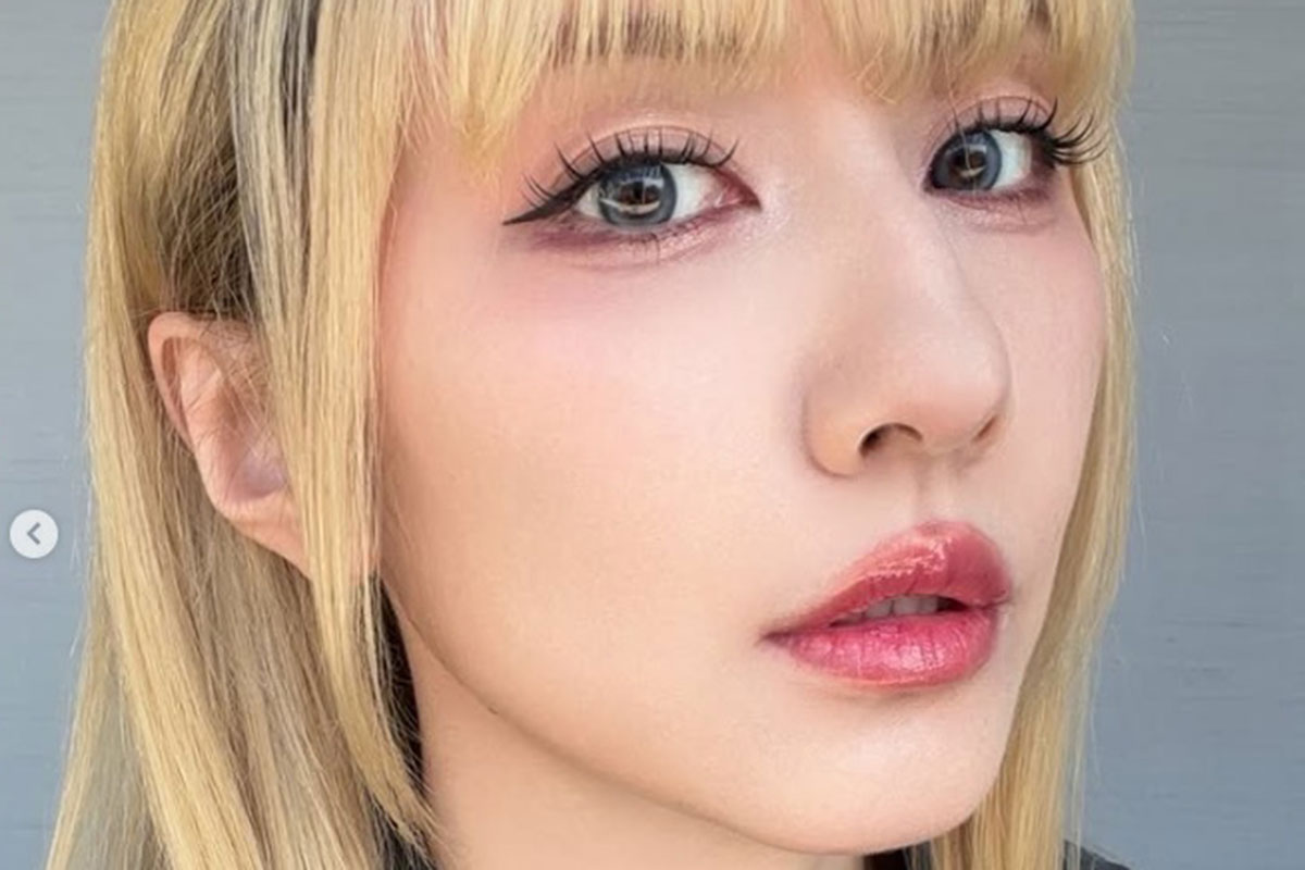 『ガンダムSEED』の38歳女性シンガー、スタイル抜群のトレーニング姿に…