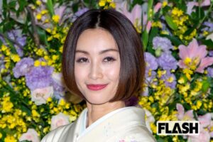 【熊本で炊き出し】酒井法子の慈善活動に「55歳に見えない」驚きの声…“やらかし”後の地道な歩み