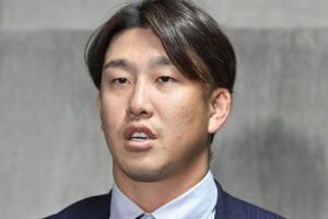 【ゾンビたばこ問題】カープ、小園海斗ら4選手の契約解除…日米での復帰は絶望的、残された“最後のリーグ”