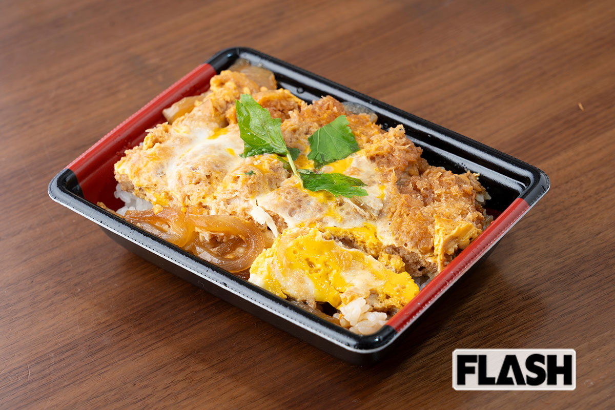 イオン（598円、834kcal※大サイズ）／ガッツリ感はあるのだが、今回、表示されている脂質の値がもっとも少なかったのがイオン。ロースの選び方に企業秘密がある？