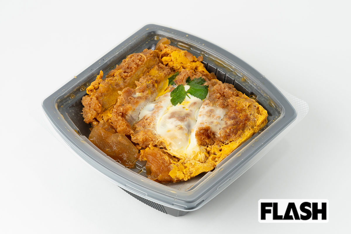 ライフ（598円、1009kcal）／出汁のほかに、米にもこだわったとパッケージにあるライフ。ご飯とカツが別の容器なのも、こだわりの米を推したいがためか