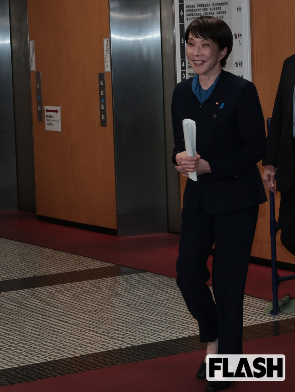 6月25日、パンツスタイルで新人議員研修会で講演した高市早苗首相（写真・長谷川新）
