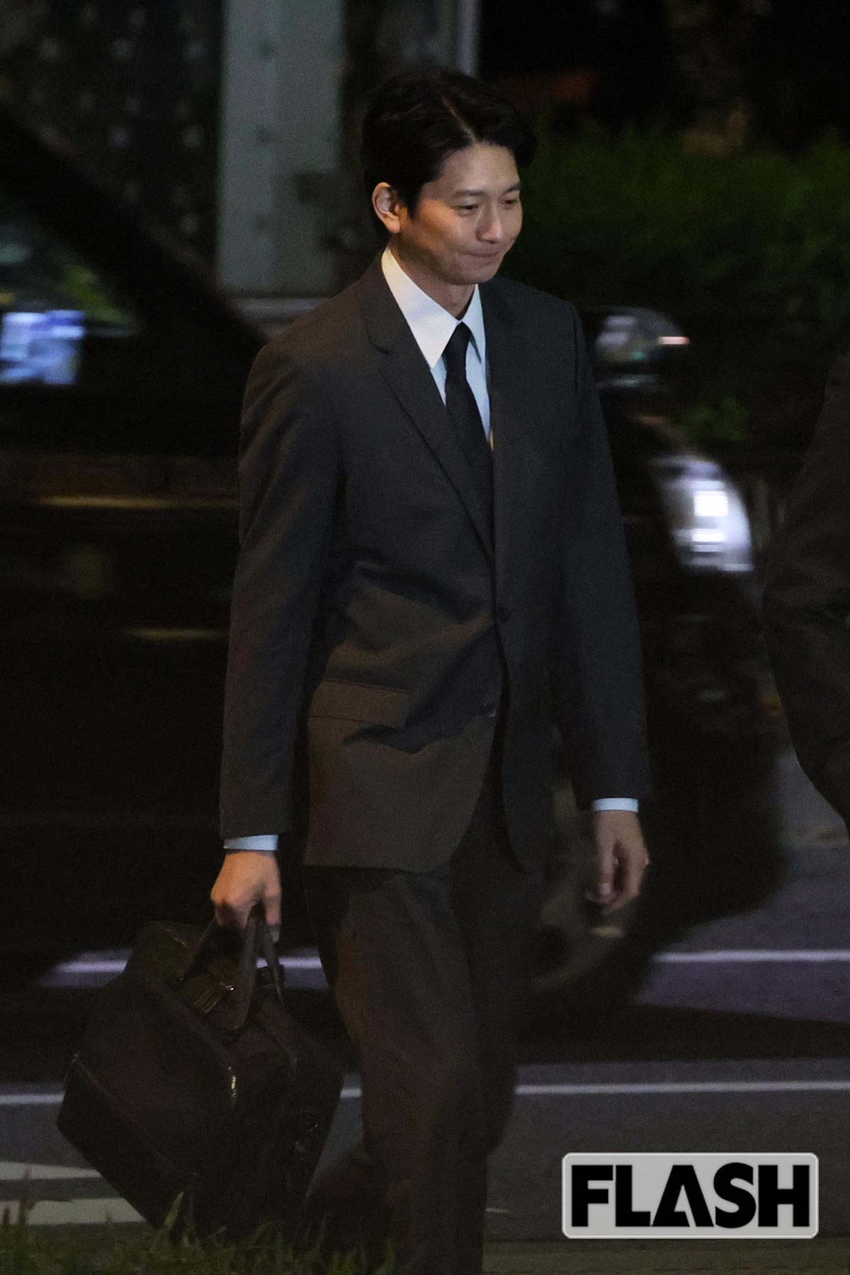 向井理 独立から1年も途切れないオファー、妻・国仲涼子は25年ぶり朝ドラ出演で夫婦揃って絶好調【新ドラマ現場目撃】