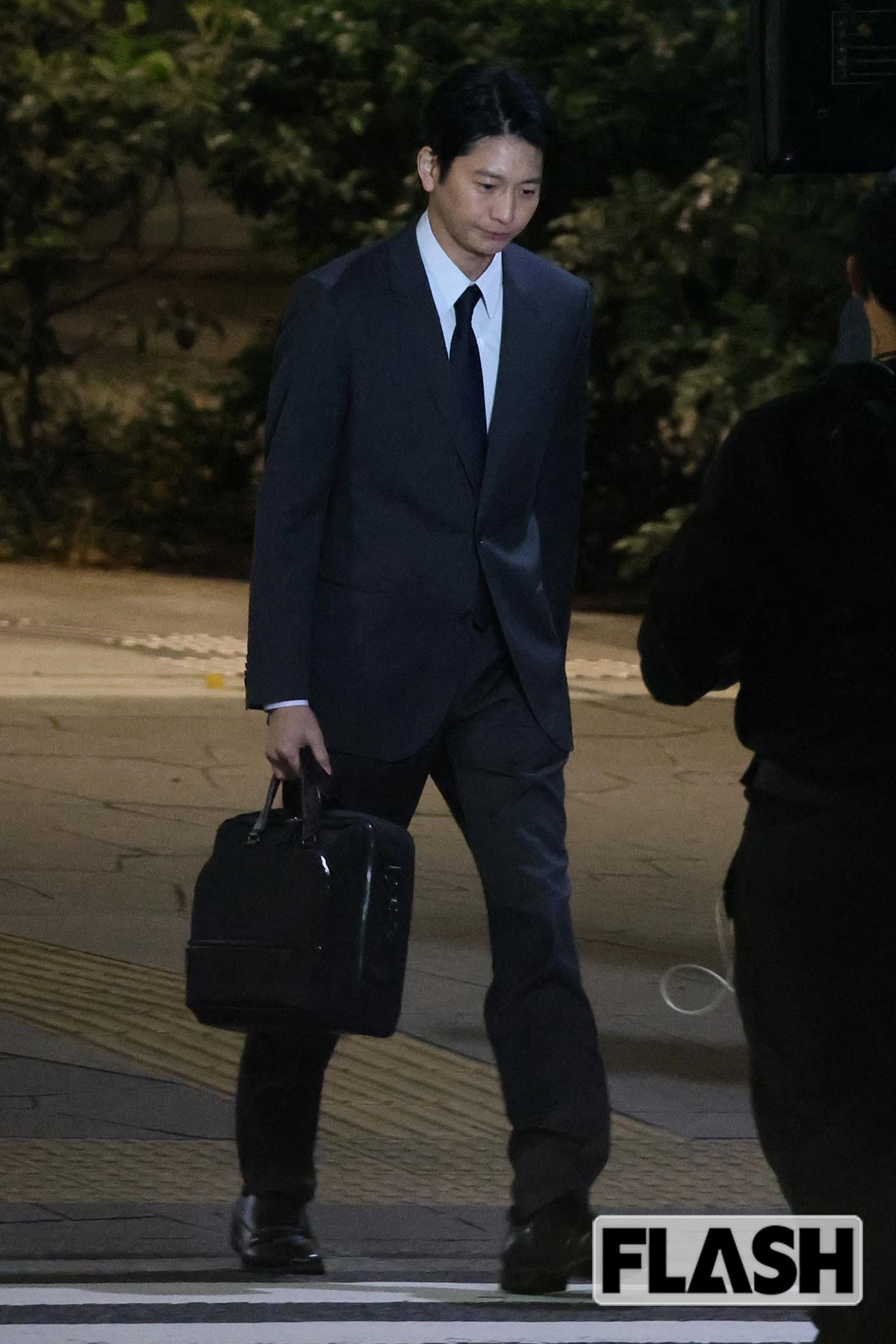 妻・国仲涼子と同じく個人事務所で活動する向井理