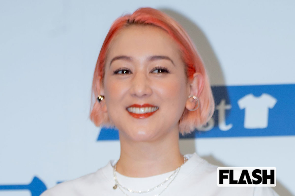 SHELLY、アパレルショップでの店員の“フランク接客＆お見送りサービス…