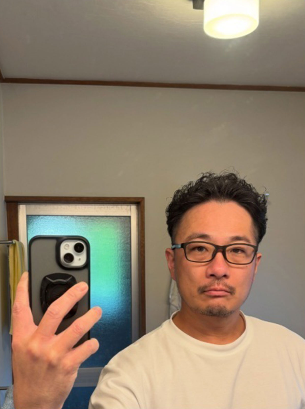 椎名林檎の兄でミュージシャンの椎名純平。篠原ともえについてポストを繰り返し、物議を醸している(写真・本人のInstagramより)