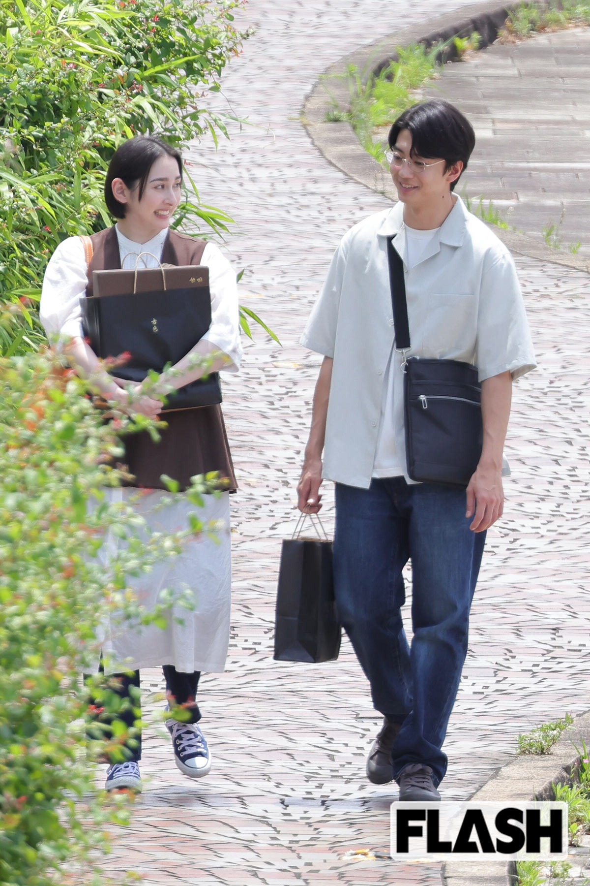 伊藤健太郎は出口夏希との熱愛が報じられた