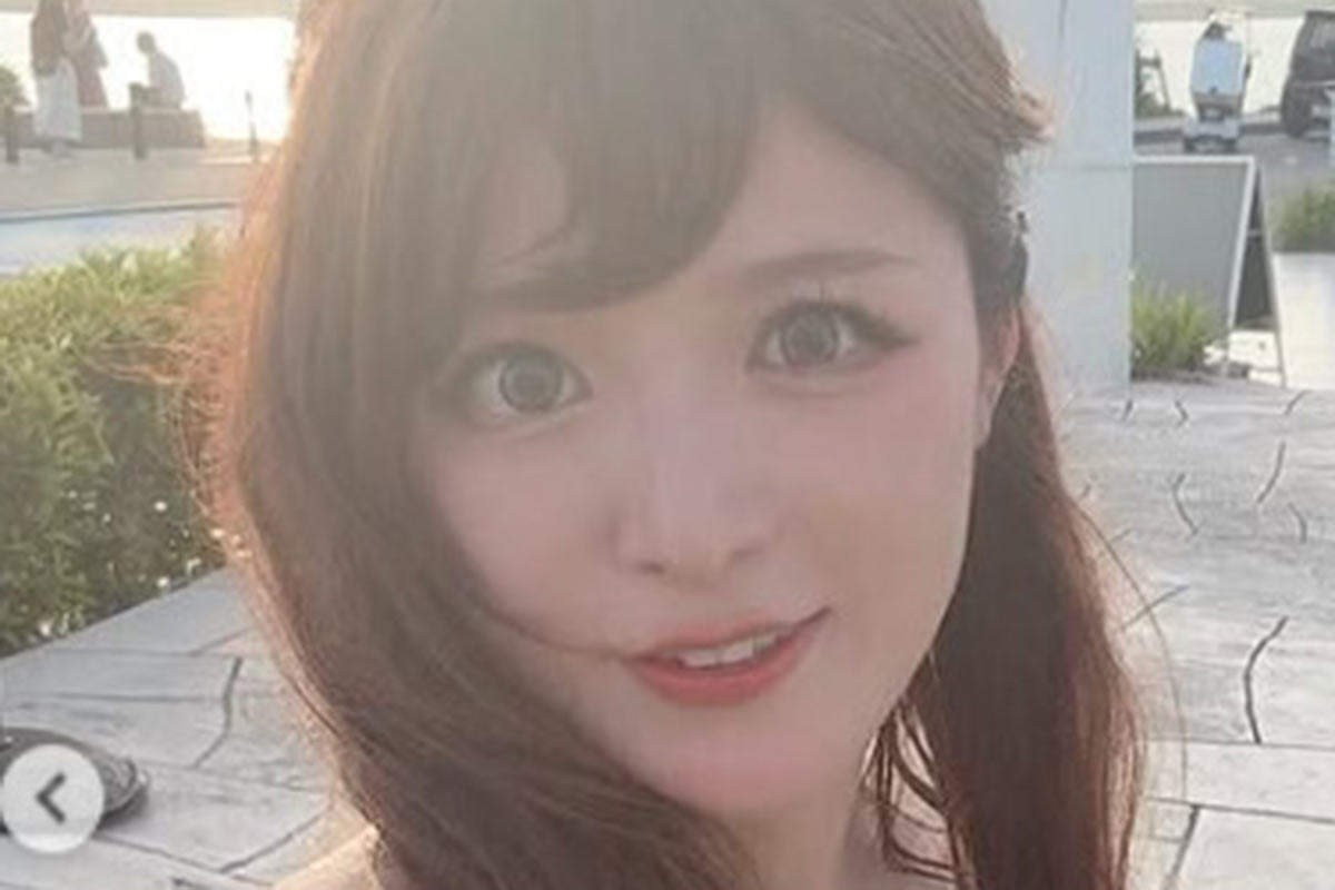 慶大卒ジャズピアニスト、沖縄での“ピタピタ”ワンピ姿に大反響…過去には写…