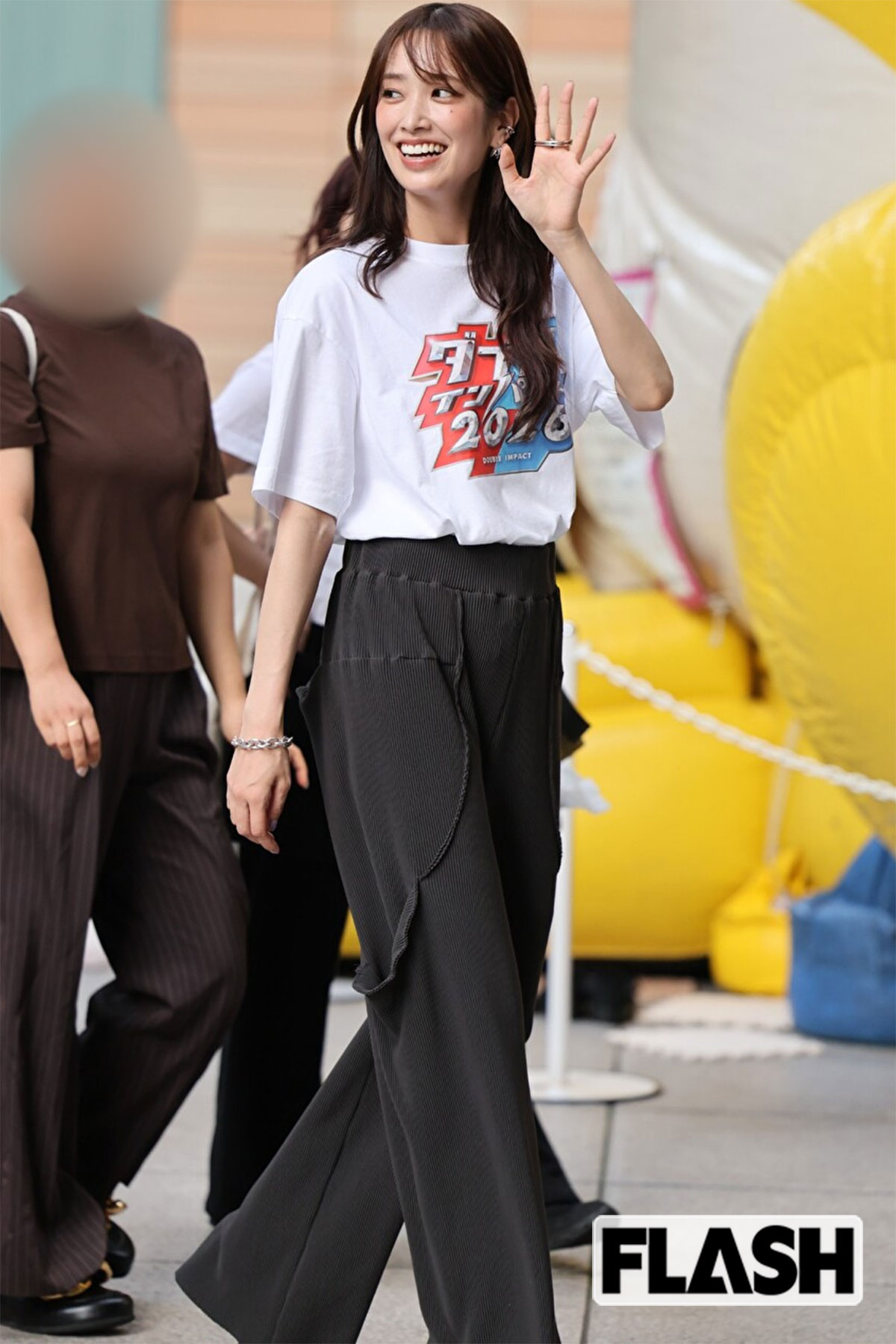 ロングヘアの元日向坂46の佐々木久美