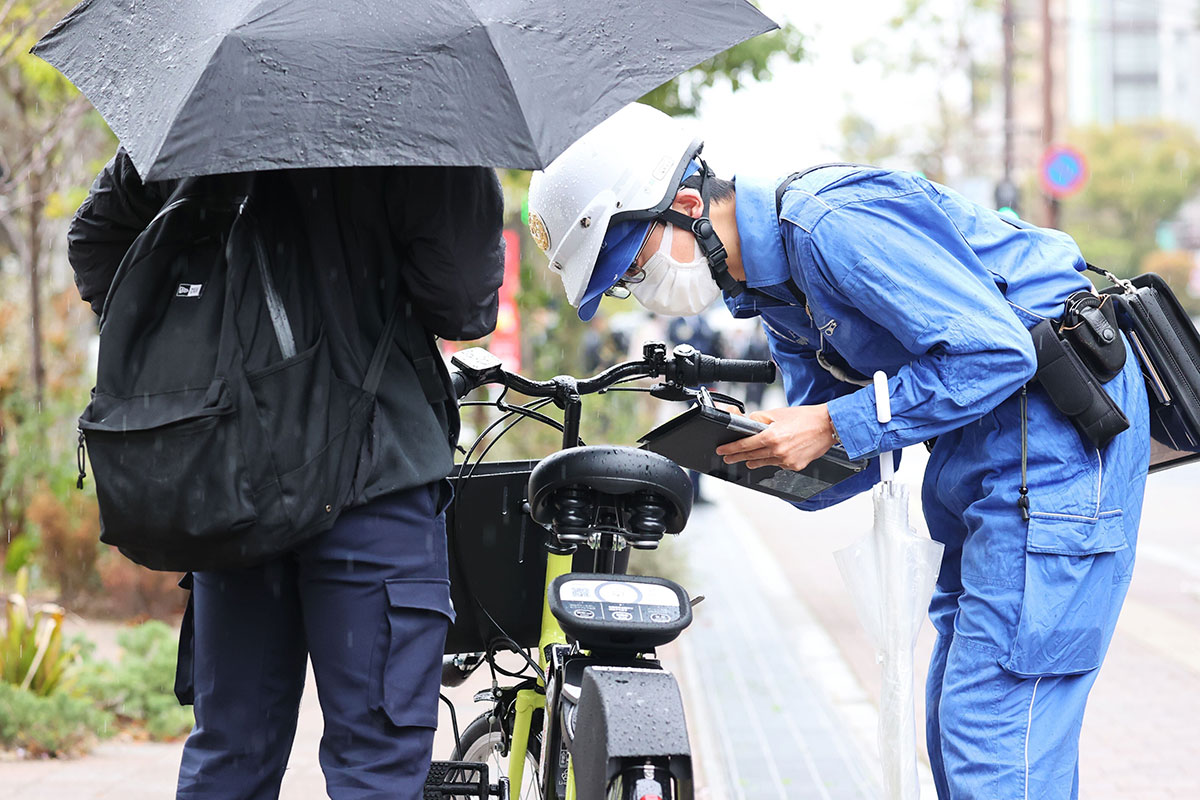 自転車「青切符」導入4カ月で詐欺・デマが横行…「サイン拒否で逮捕」の嘘を…