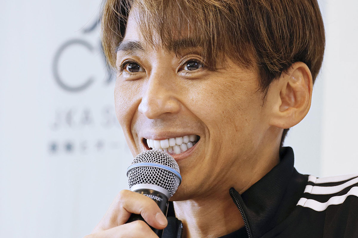 元SMAP・森且行、レース優勝のオフショットで見せた“アイテム”に「どれ…
