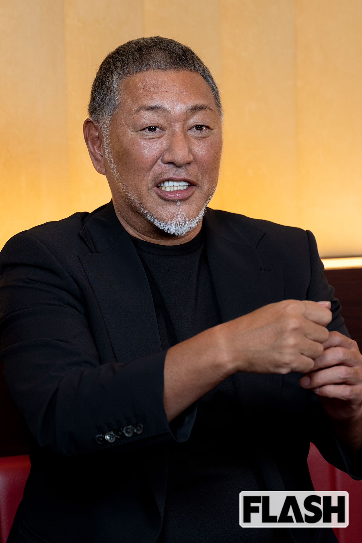 渡辺久信氏には「ルーキーのとき、すごくかわいがってもらいました」と清原和博氏（写真・福田ヨシツグ）