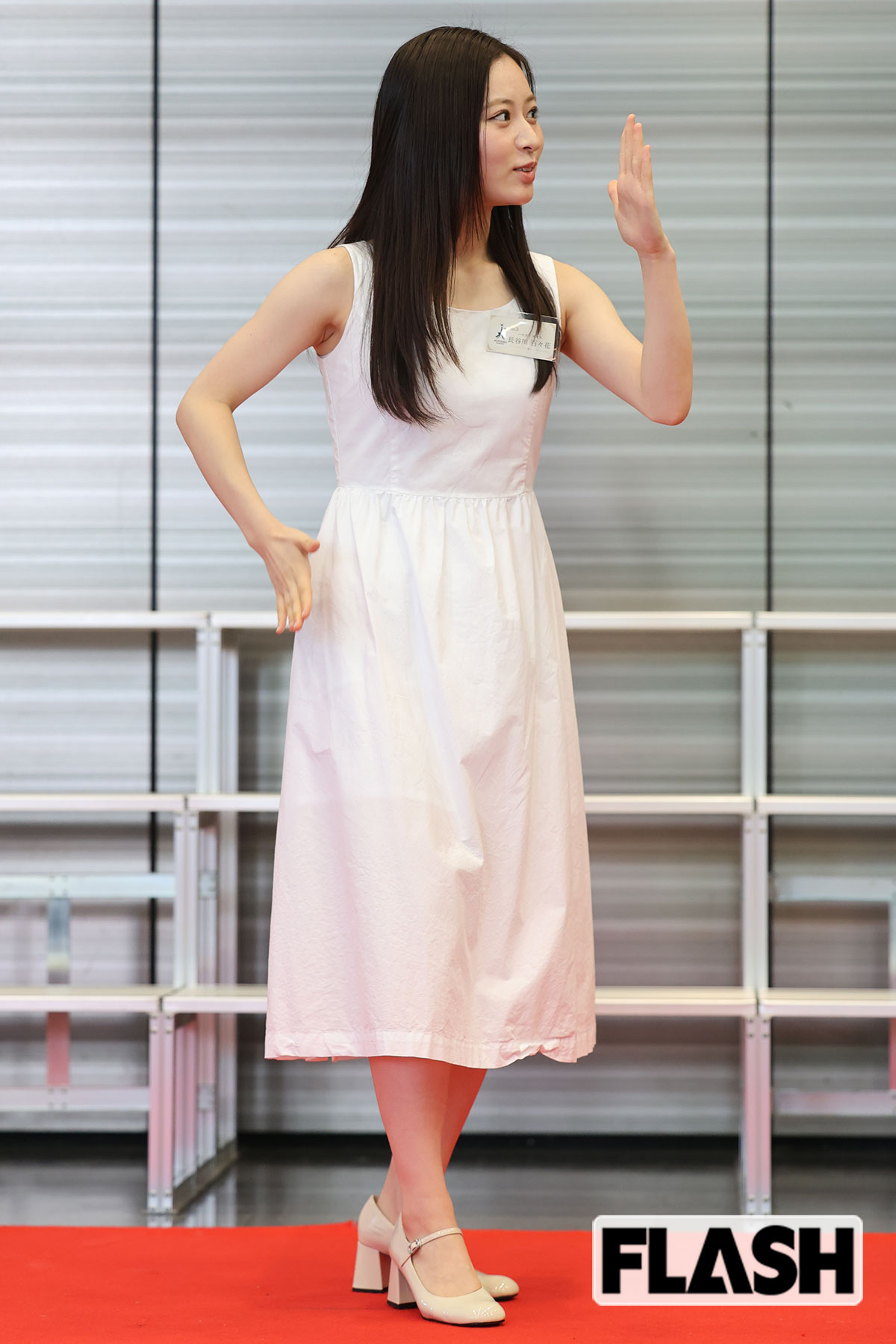 「青山ミスコンのNo.3」として登場した元AKB48の長谷川百々花