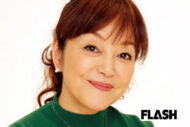 岩崎宏美が息子2人と「スリーショット」公開　離婚で“断絶期”経験した32年前知るファンの感慨ひとしお