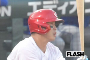 広島カープ・小園、“チームの顔” に見合わぬ不調で選手登録抹消…背景には “ゾンビたばこ” 問題指摘する声も