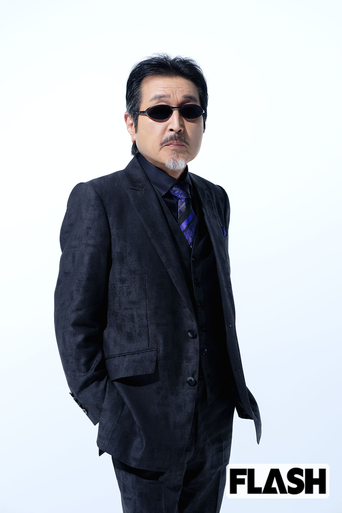 THE ALFEE・桜井　賢（写真・福田ヨシツグ）
