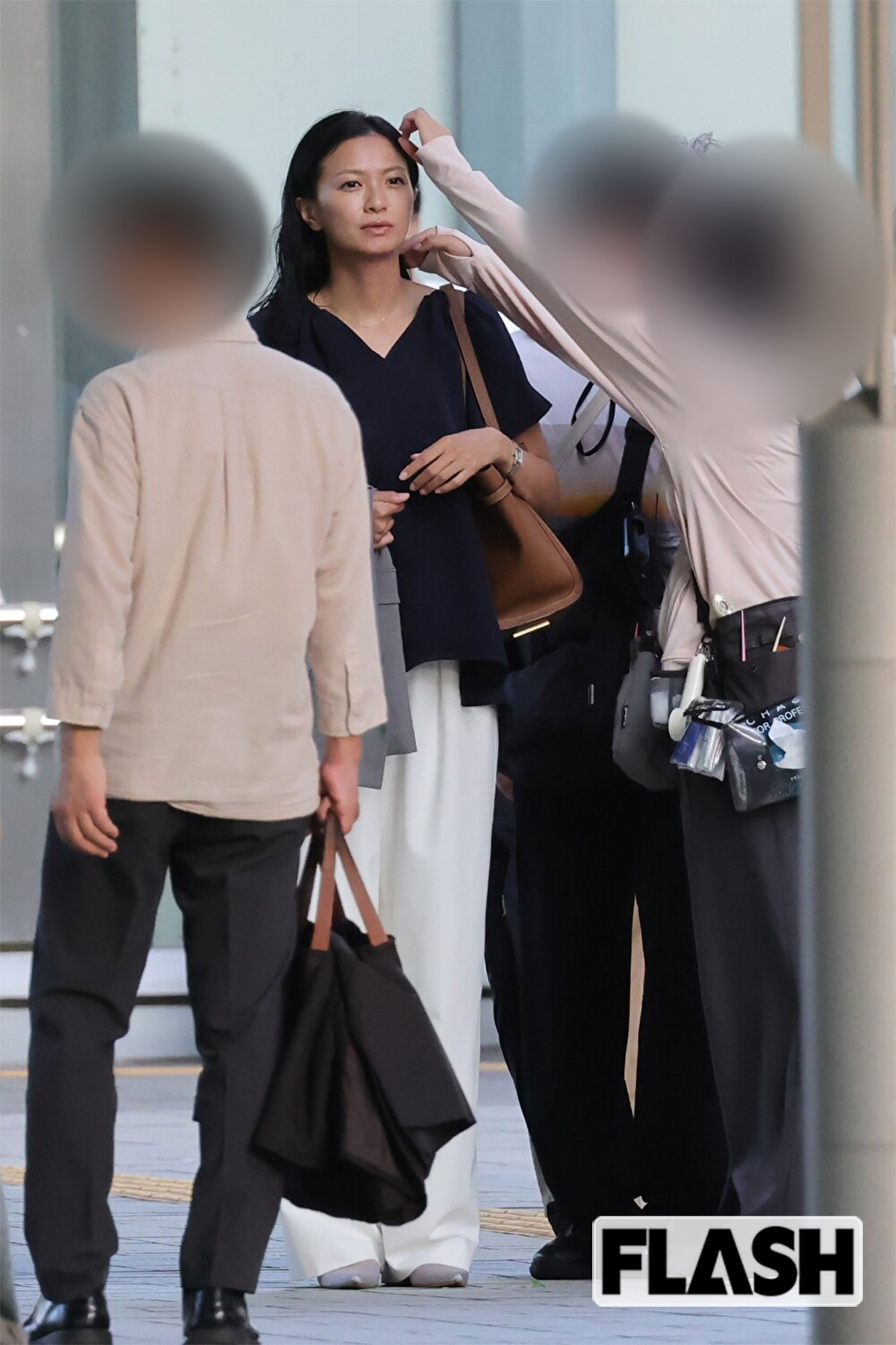 現在は女優業だけでなくアパレルブランドの経営者としても活躍する榮倉奈々