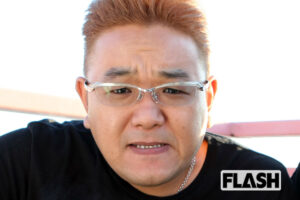「右目が開かなくて」脳梗塞で休養発表のサンド伊達、繰り返し語っていた “目の異常”…富澤も「病院行けよ！」と忠告