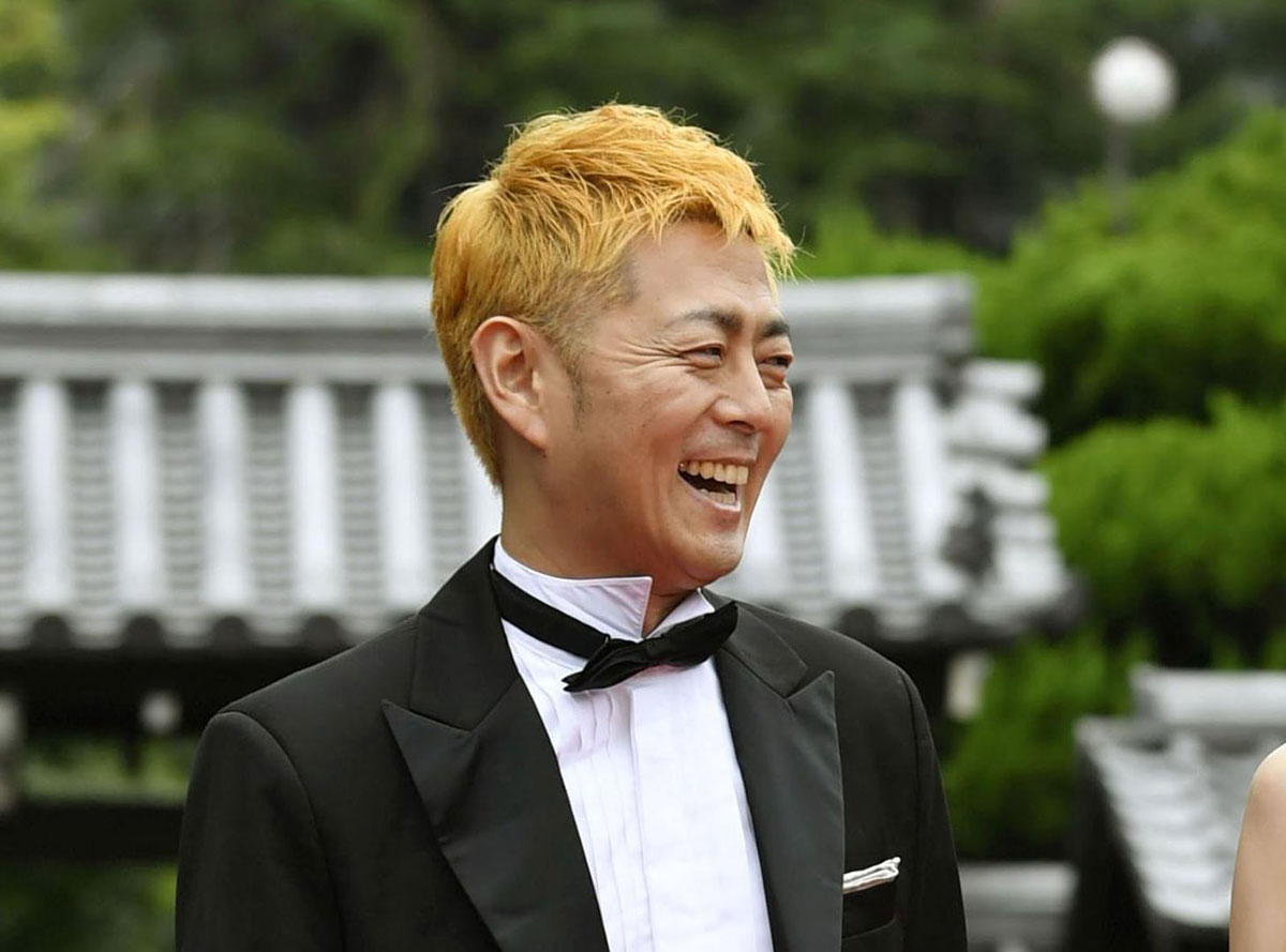 関口大輔氏がプロデューサーを務めた『間違われちゃった男』（フジテレビ系、2013年）で、原作・脚本・演出を担当した宅間孝行氏（写真・共同通信）