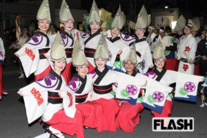 【高円寺阿波おどり】SNS拡散問題を女性踊り手に直撃「群舞を純粋に楽しんでほしい」明かした本音と連の魅力とは