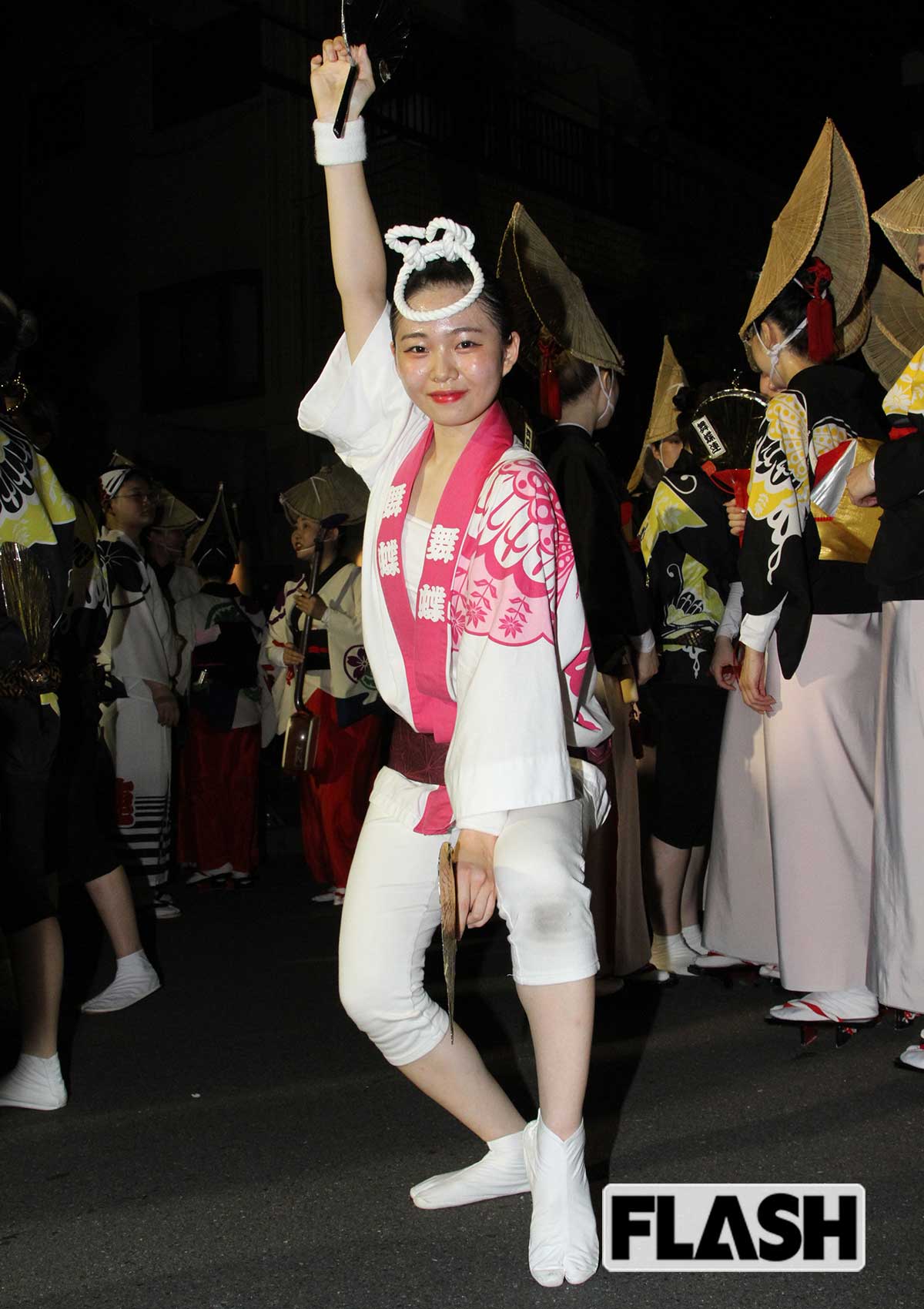 16歳の高校2年生。祖父が設立した舞蝶連に参加し、11年になる。「高円寺はお客の活気がすごい。掛け声を出したら客席も出し返すし、笑顔には笑顔で応えてくれます」