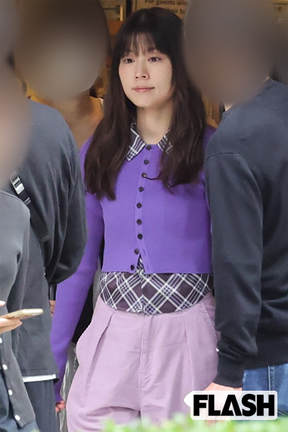 ナチュラルなメイクで撮影に臨んでいた有村架純
