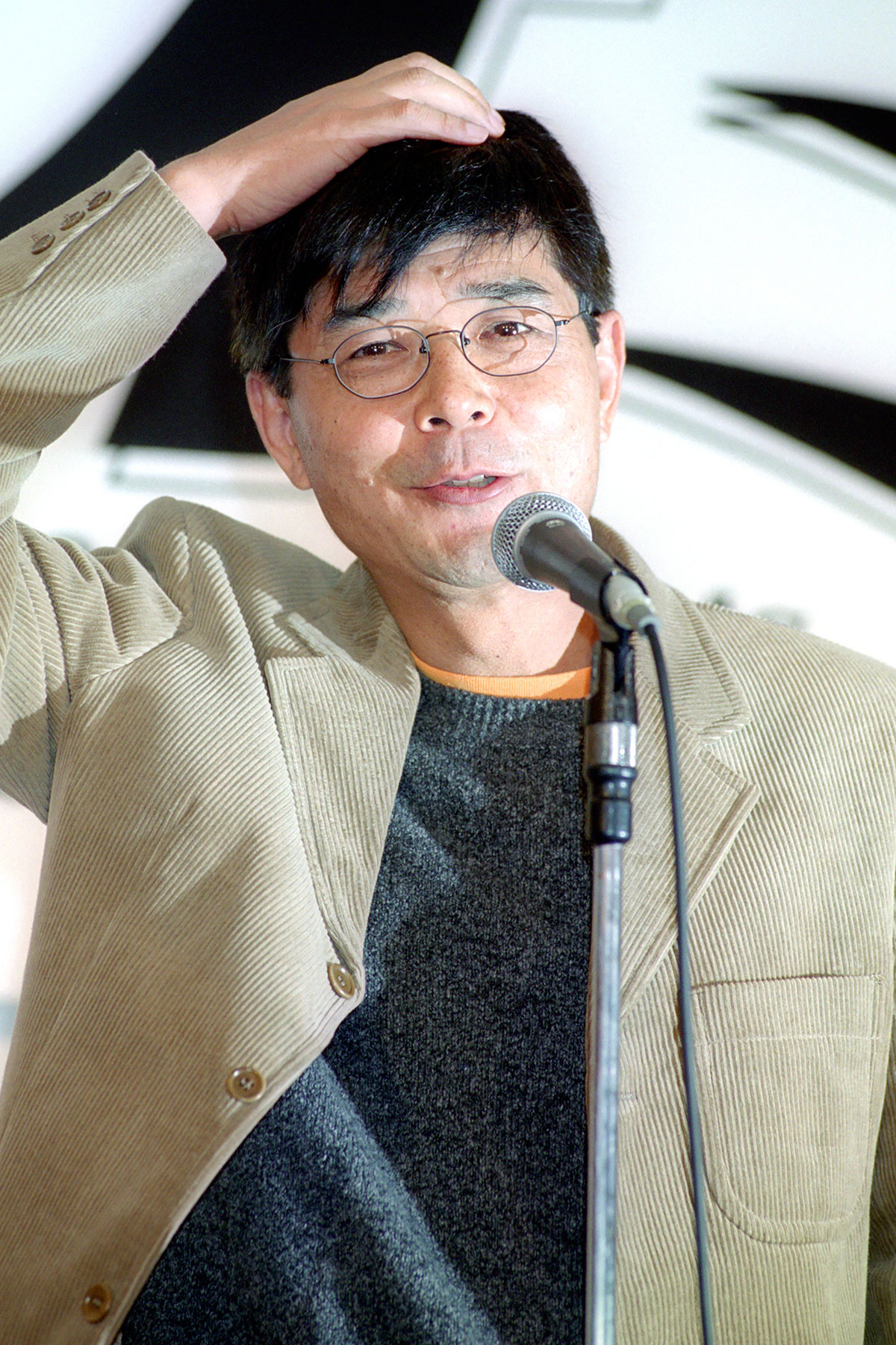 森本レオさん訃報にSNS上で過去のスキャンダルが拡散「異文化交流」も蘇る