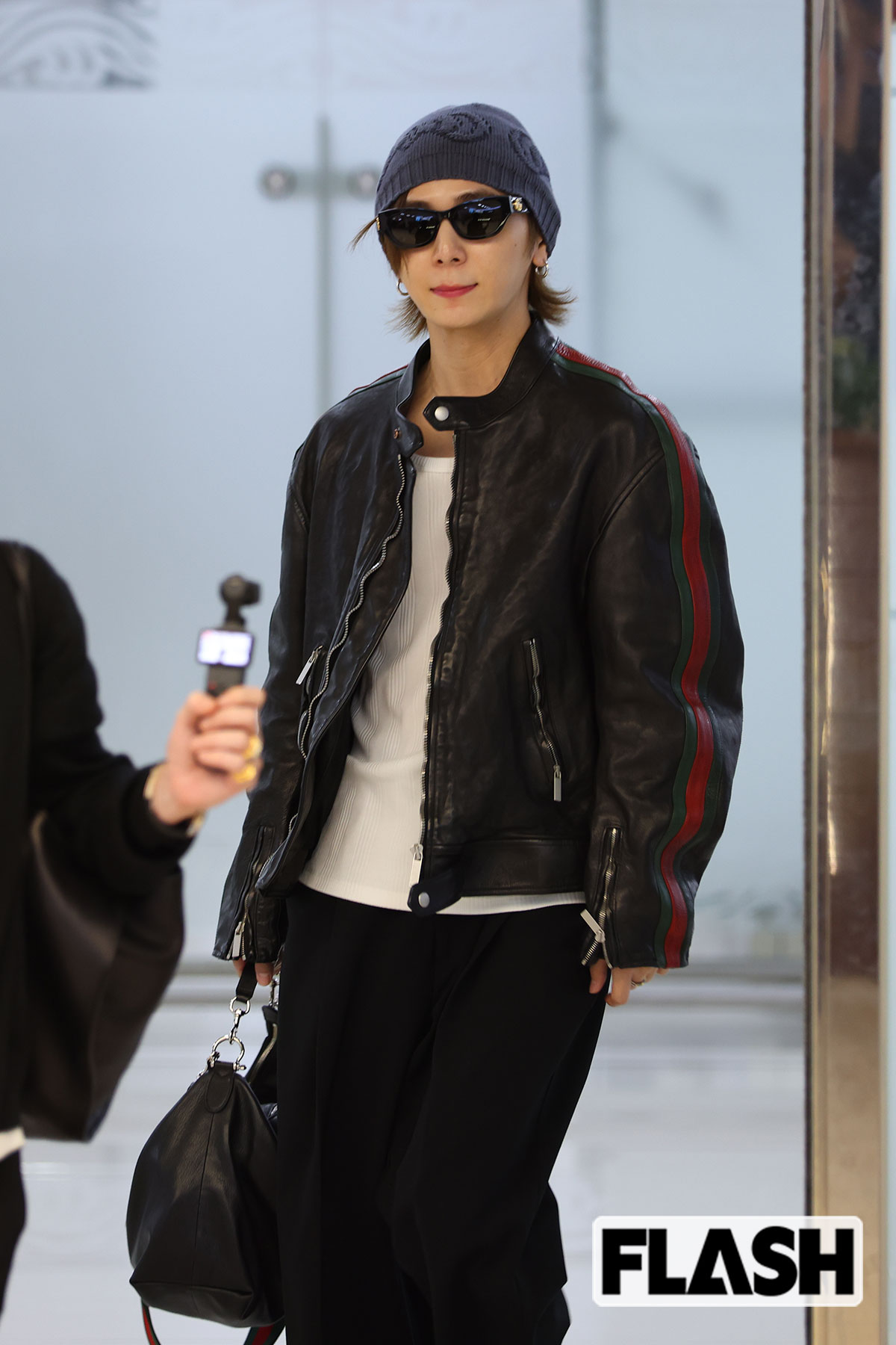 韓国に降り立った山田涼介