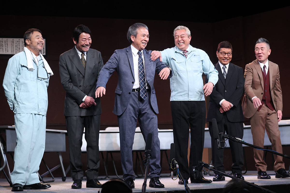2023年、たけし軍団の舞台のゲネプロ。（左から）グレート義太夫、ダンカン、つまみ枝豆、ガダルカナル・タカ、松尾伴内、ラッシャー板前