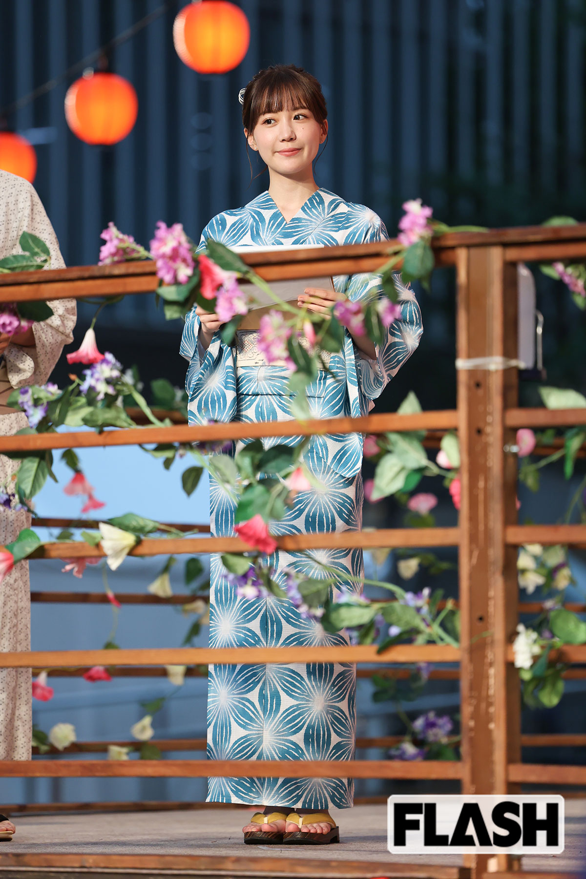 爽やかな青い浴衣姿を披露した谷胡桃アナ