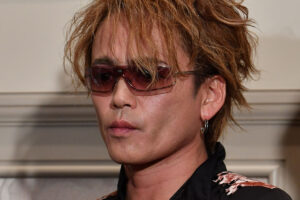 元光GENJI・諸星和己、ハワイで見せた“10：0分け”髪型激変の近影に「何があった」ファン困惑