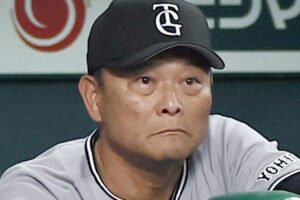 巨人、優勝争いも橋上監督代行の流出に恐々…阿部前監督救った名将が“続投ナシ”の裏事情