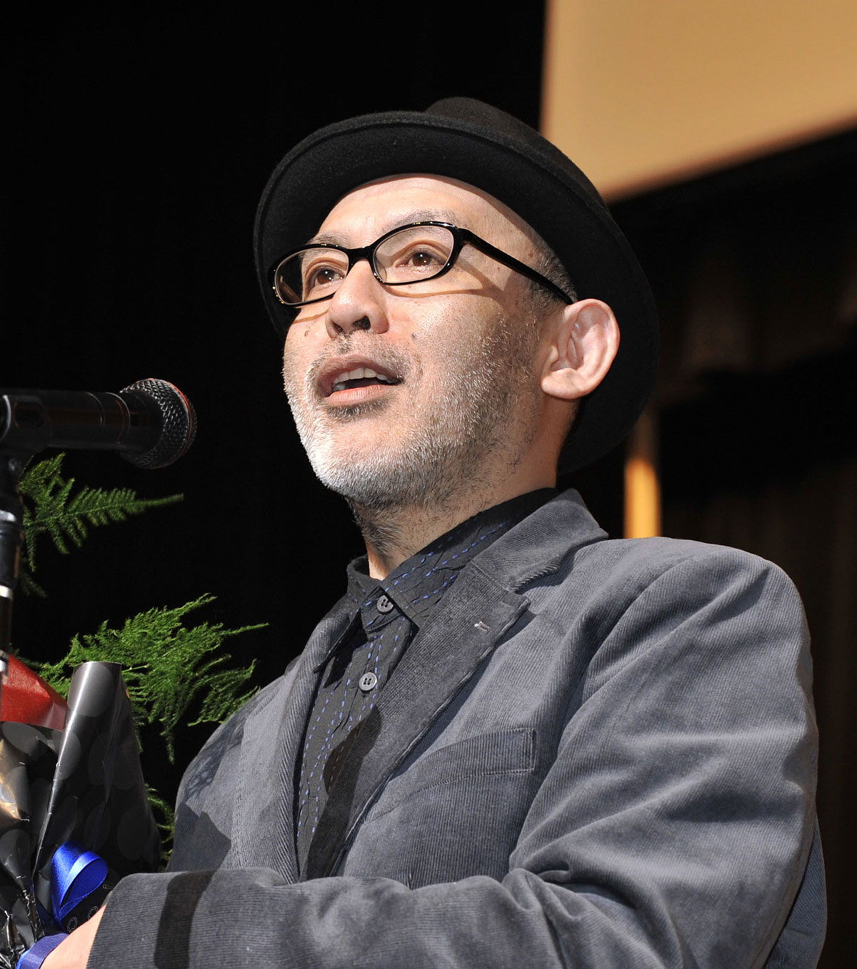 中島哲也氏。過去の監督作をめぐり、出演女優からヌードシーンの強要を告発されていた。2025年に中島監督はこの件を謝罪している（写真・共同通信）