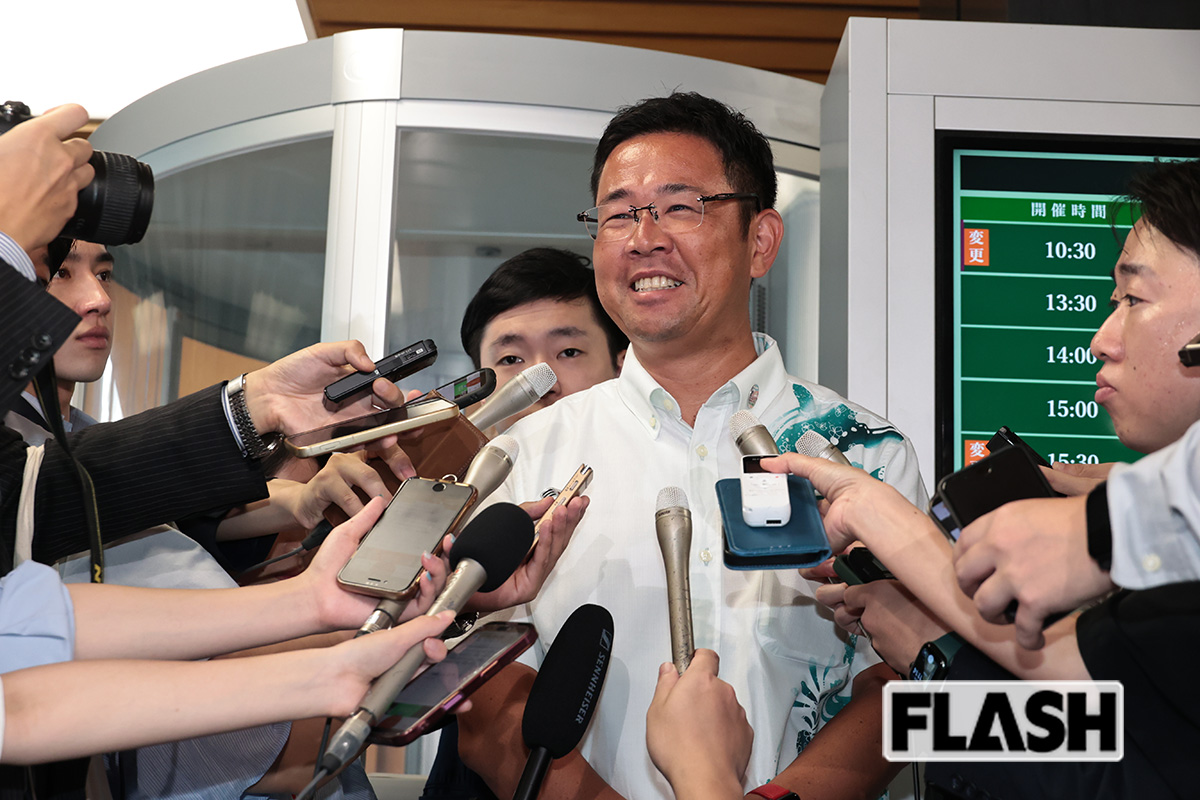 9月15日、沖縄県知事選で初当選後、自民党役員会に出席した古謝玄太氏（写真・長谷川 新）