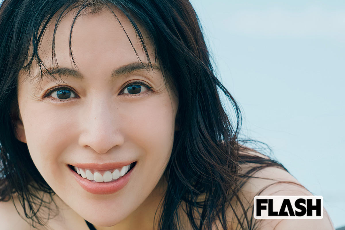 雛形あきこ、22年ぶりに魅せた「しなやかなさと自然体」