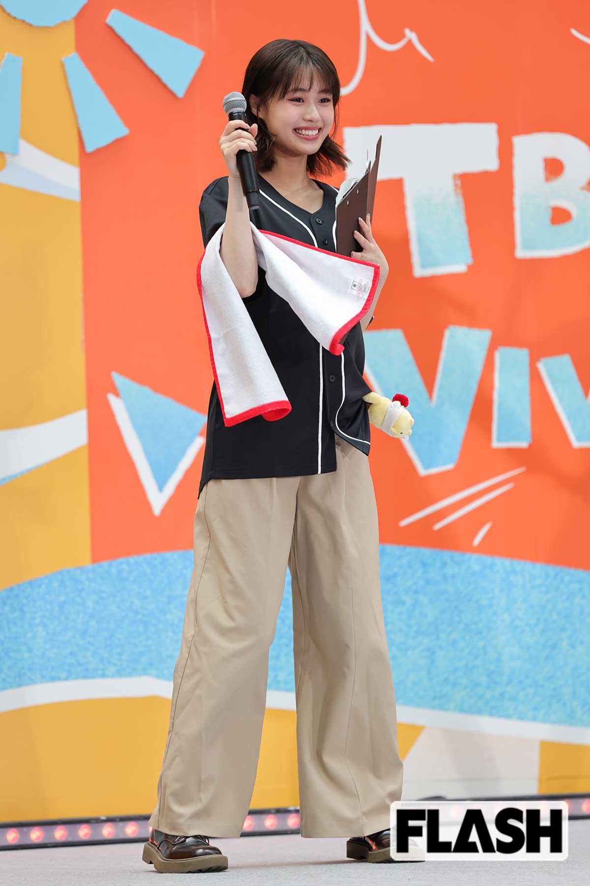 華麗なダンスを披露したTBSの新人・多田成美アナ。新垣結衣と同じ “ニコモ” 出身だ