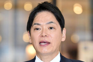 【パワハラ辞職から1カ月】山中竹春氏、横浜市長選再出馬に「市民をおちょくってる」SNSで非難殺到
