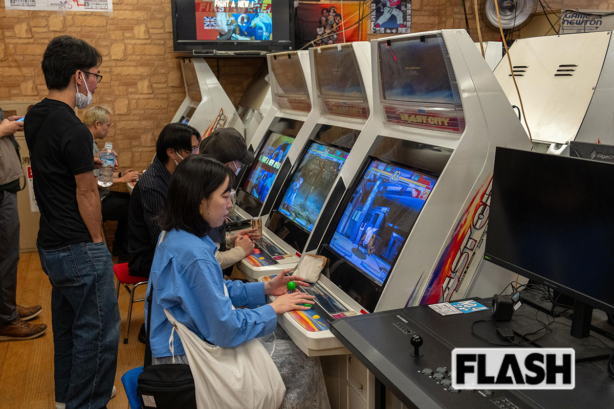 「ゲームニュートン大山店」には海外からも多くのファンが訪れた