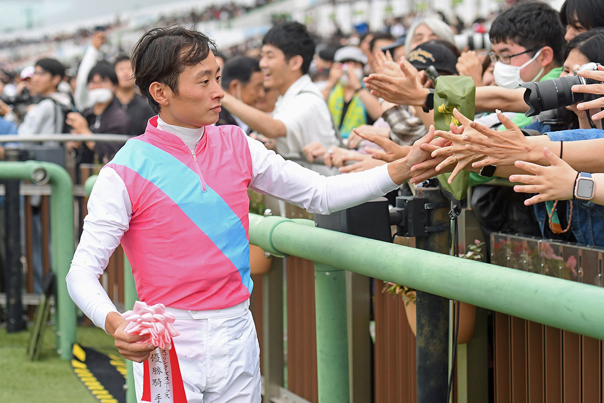 良馬場わずか16レース…過去4年との徹底比較で分かった“35日連続の雨”が「中山競馬」馬券に与えた影響