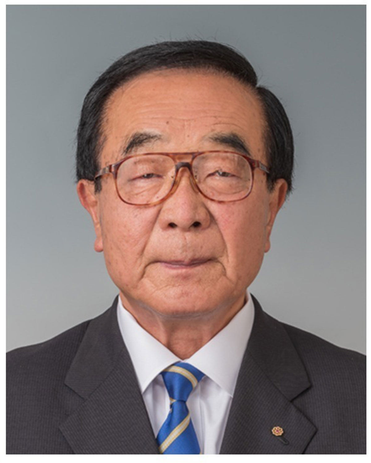 先祖の墓の草刈りに市職員のべ90人を動員した鹿児島市議の入船攻一氏（写真・かごしま自民党の公式サイトより）