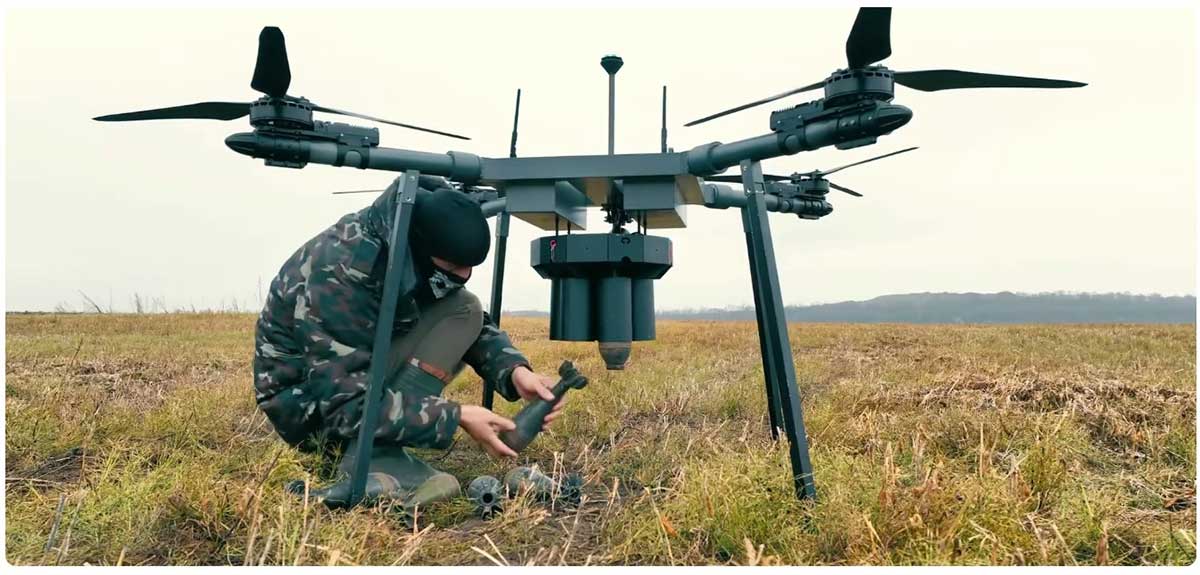 約30kgもの爆薬を搭載可能な最新型ドローン・ヘビーショット（写真・ドローンメーカーのGurzuf Defenceの公式YouTubeチャンネルより）