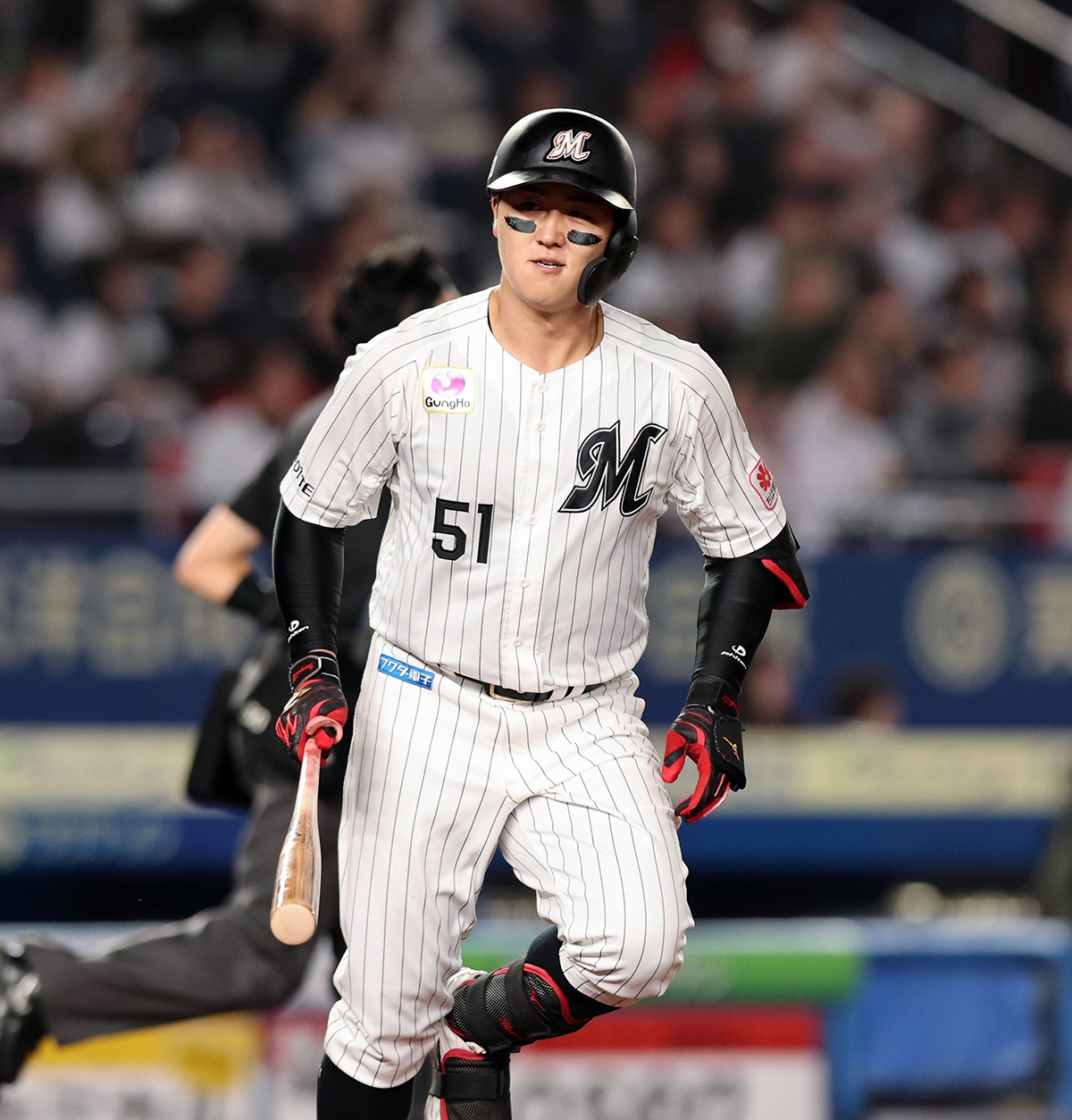 【王貞治・バース超えの本塁打率】ロッテ山口航輝、10月4本の大爆発！ トップ栗原に3本差迫る覚醒ぶり