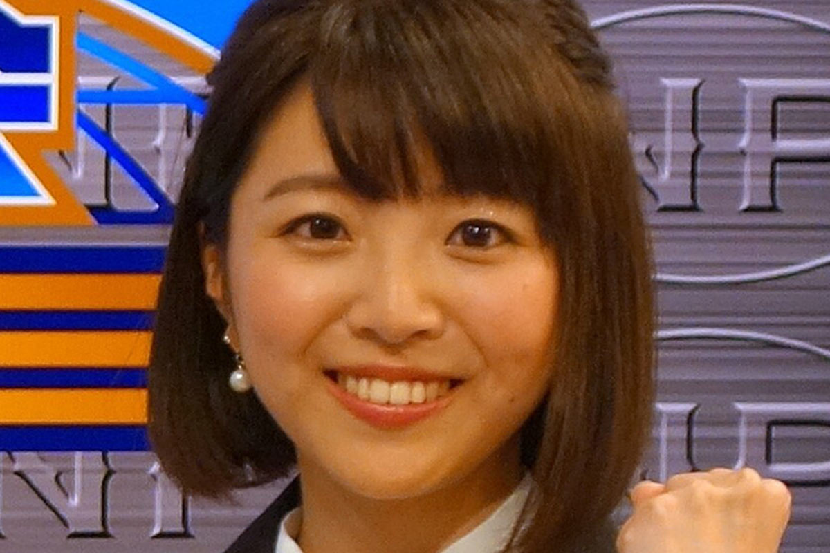 『ニュースto』初回の黒木千晶アナ、背景と“白衣装かぶり”で視聴者困惑『…