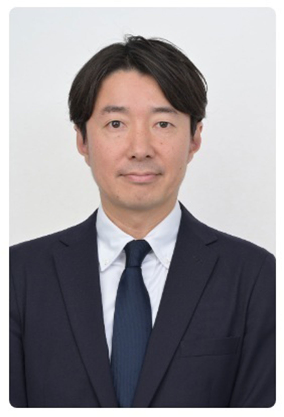 民放のように、終始しゃべり続ける実況スタイルで批判が集まった筒井亮太郎アナ（NHK公式サイトより）