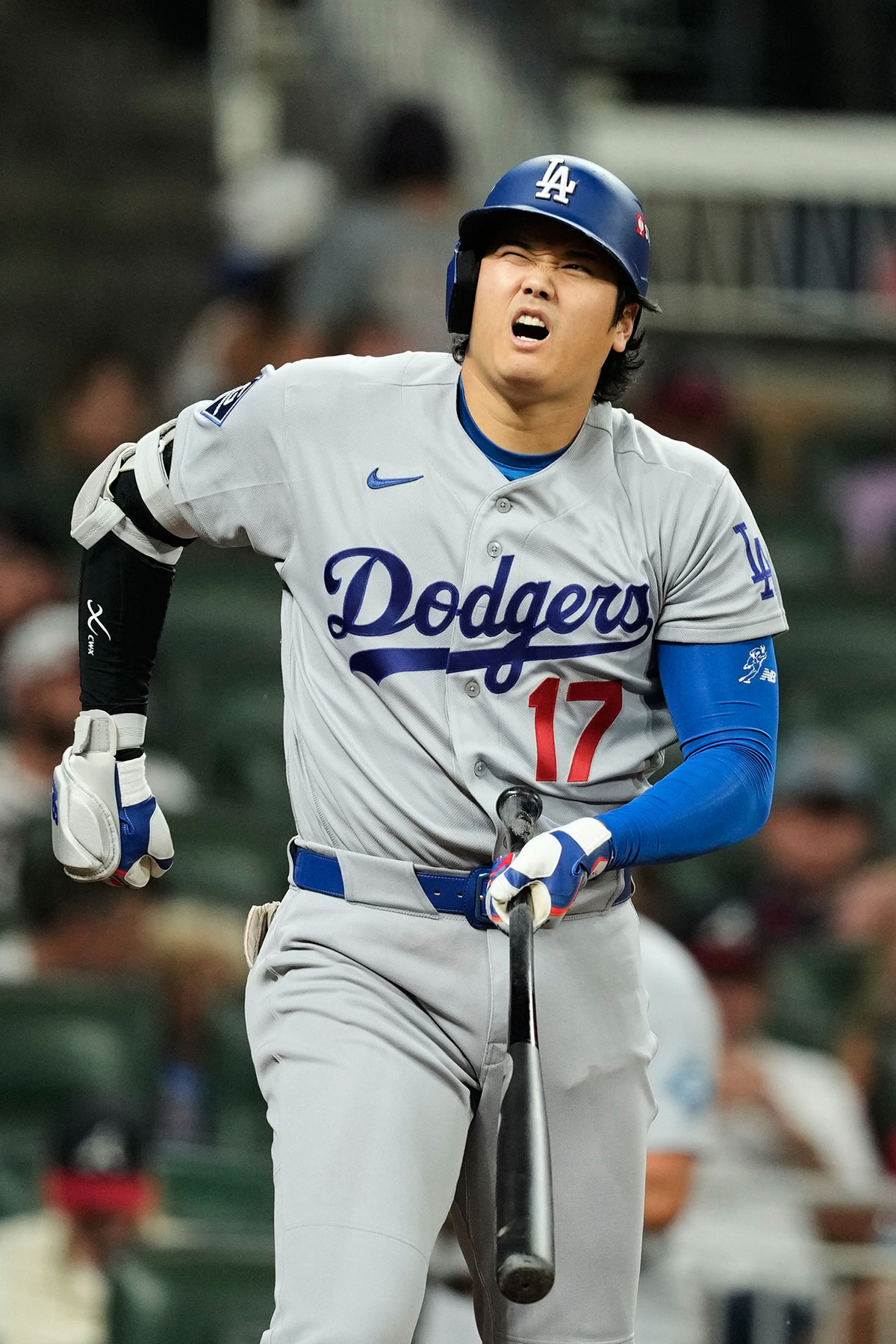 長らく不調が続く大谷翔平。5番降格も打つことができなかった（写真・アフロ）
