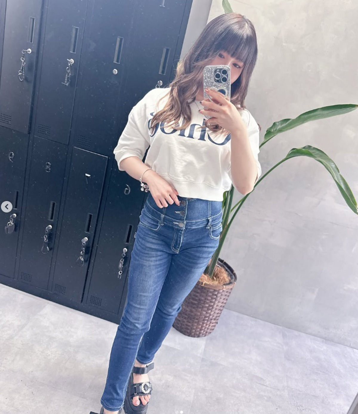 女性覆面レスラーのスターライト・キッド。キュートな私服姿に絶賛の声がよせられている（写真・本人Instagramより）
