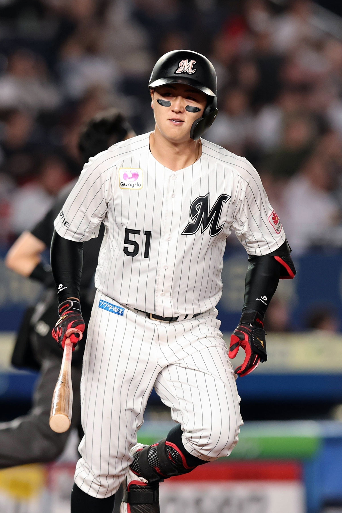 今季“大覚醒”ロッテ・山口航輝の元アイドル妻が「行くたびにかっこいい」夫を絶賛…結婚後の不振乗り越えファンも祝福