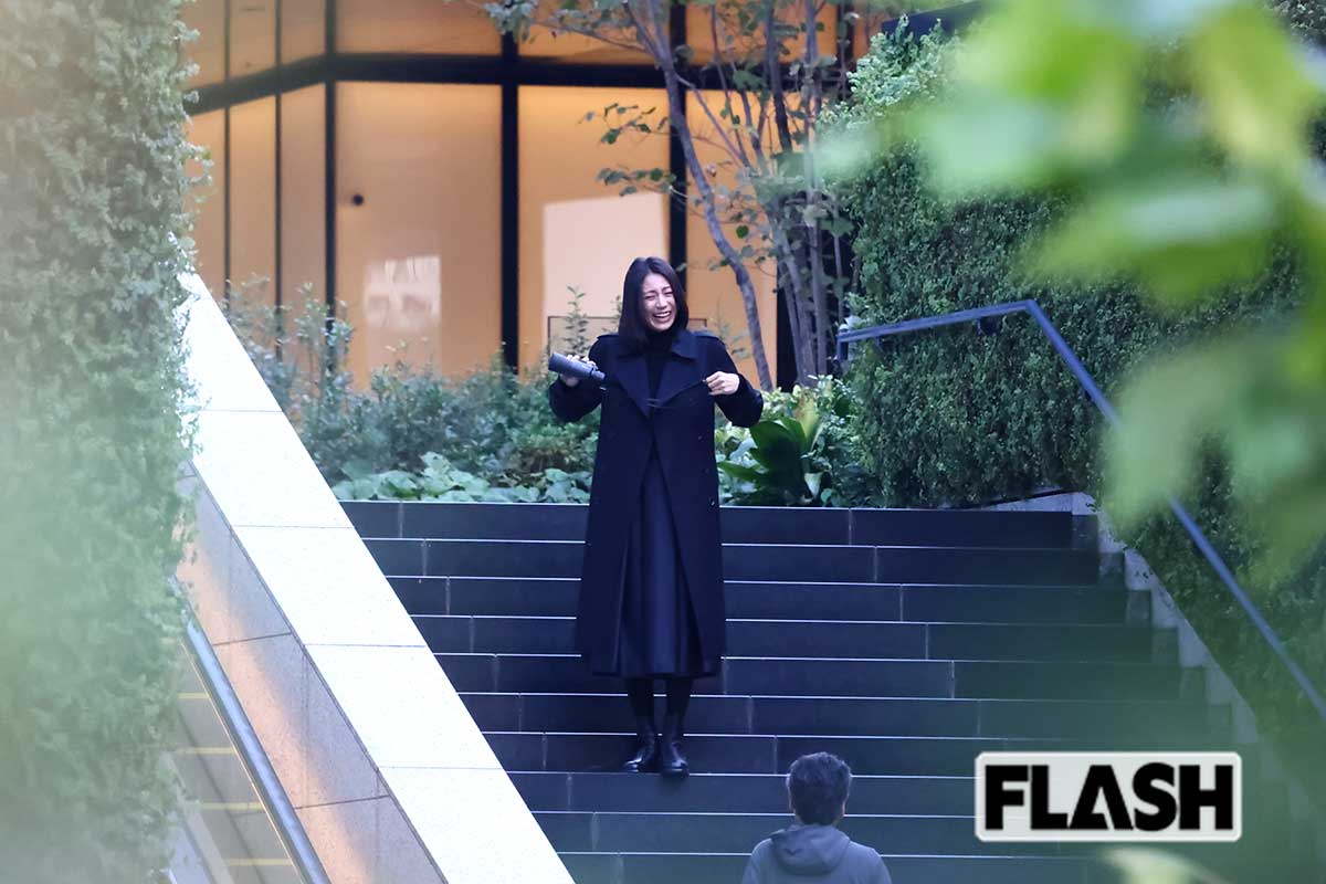 松下奈緒はカットがかかると、爆笑する姿も見せた