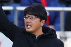 サッカー元日本代表・三浦淳寛が顔面骨折の大ケガ…ぶつかった相手は「その日に面白動画」義姉・大竹七未の “告発” にファン騒然
