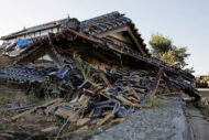 熊本地震から3カ月「まだこんな状態なの？」避難所に「段ボールベッド」並ぶ写真にSNSで非難も…現地の実情は？